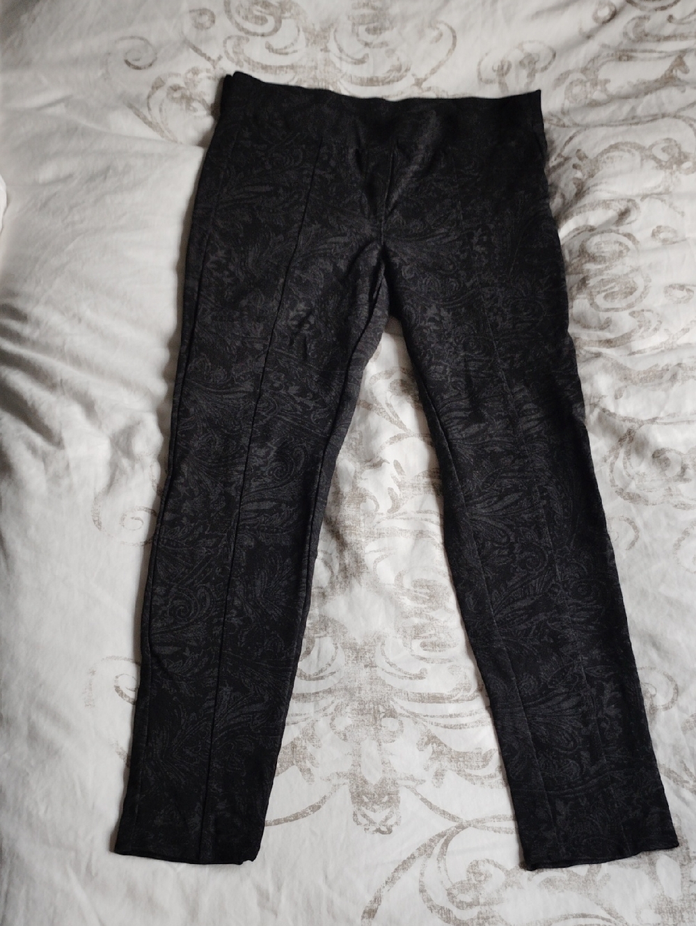 STYLE & Co Ponte Leggings Paisley Utopia size Small